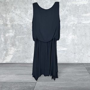 Taylor Blue Sleeveless Dress Size 10 Self: 100% Viscose Lining: 100% Polyester